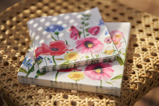 Duni Flowy Meadow Mehrfarbige Servietten – 33 × 33 cm, 3-lagig – 50 Stück