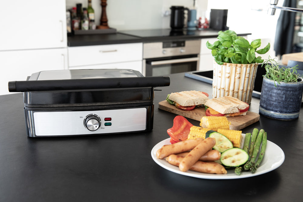 Gastronoma Tischgrill 18240001 – 29×23 cm Kochfläche, 2 200 W – Schwarz/Edelstahl