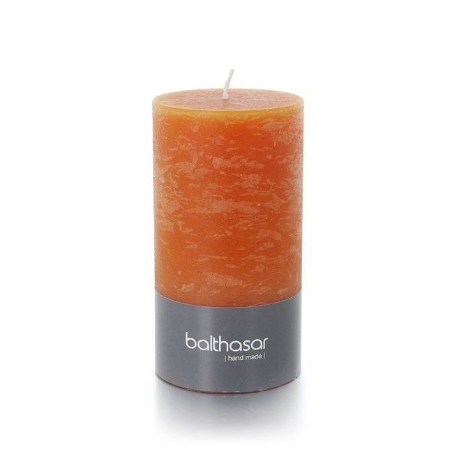 Balthasar Zylinderkerze – Ø 7 × 13 cm – Paraffin, Orange – 60 h