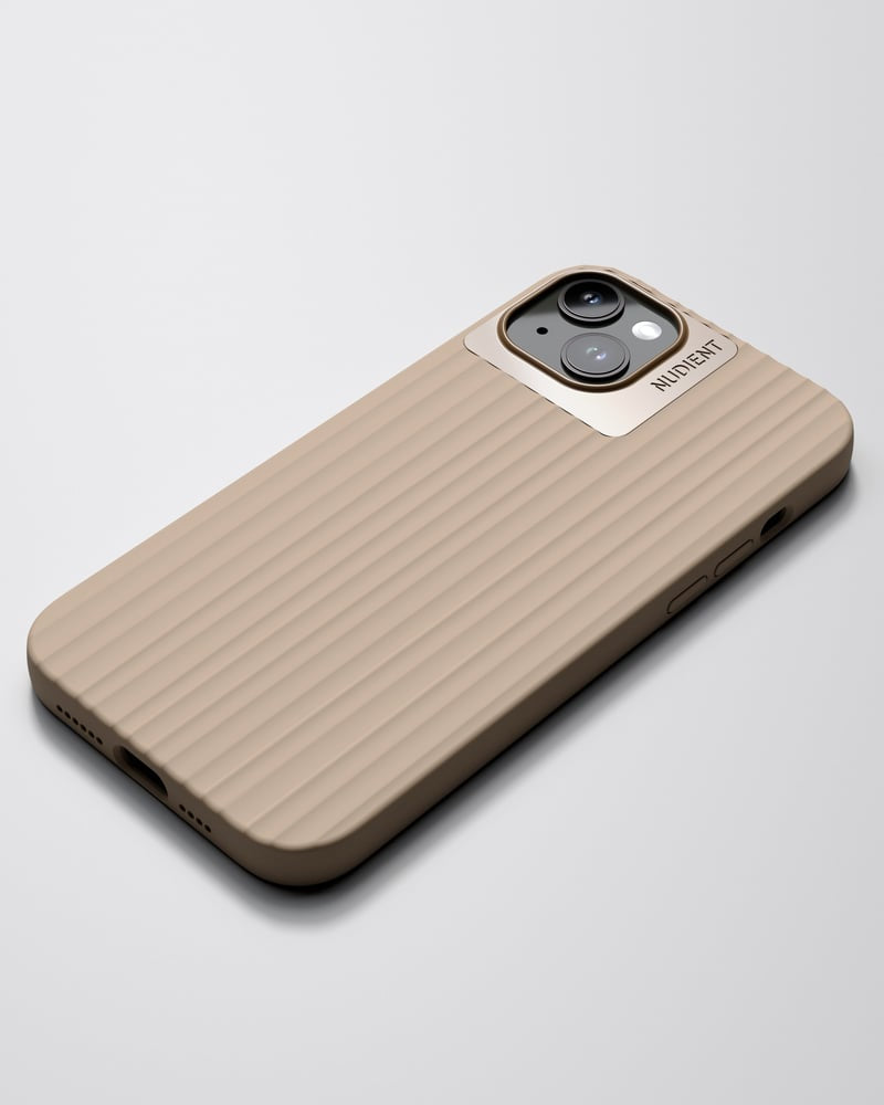 Nudient Bold – Backcover – für Apple iPhone 14 Plus, Recycelbarer Kunststoff, Leinen Beige
