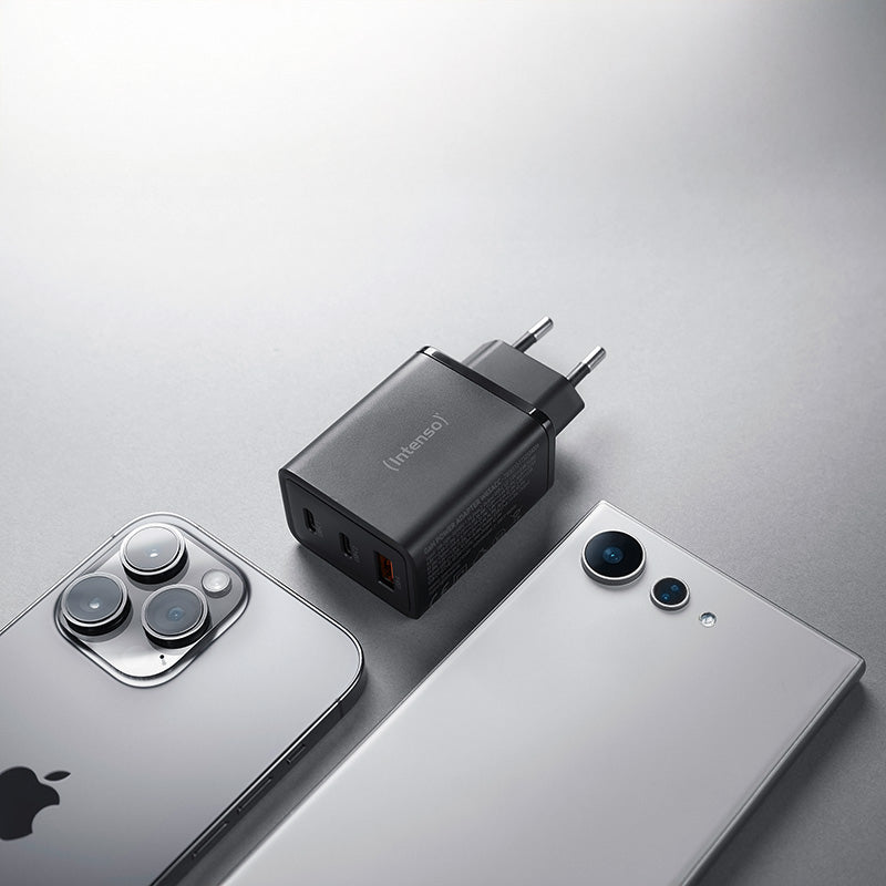 Intenso W65ACC USB-Wandladegerät 65 W – USB-C×2, USB-A×1 – GaN, Schwarz