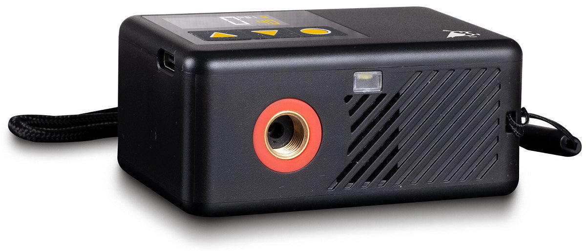 Aqiila Airbird P1 Tragbarer Kompressor – 8,3 bar / 120 PSI – Akku, USB-C – Schlauch & Adapter