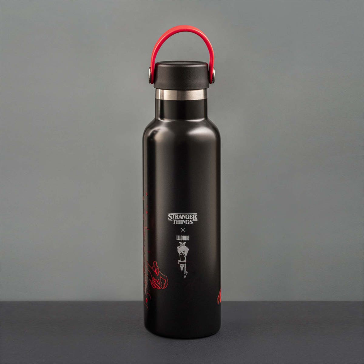 Bialetti Stranger Things Isolierflasche 600 ml – Doppelwandig, Edelstahl, Schraubdeckel, Rot