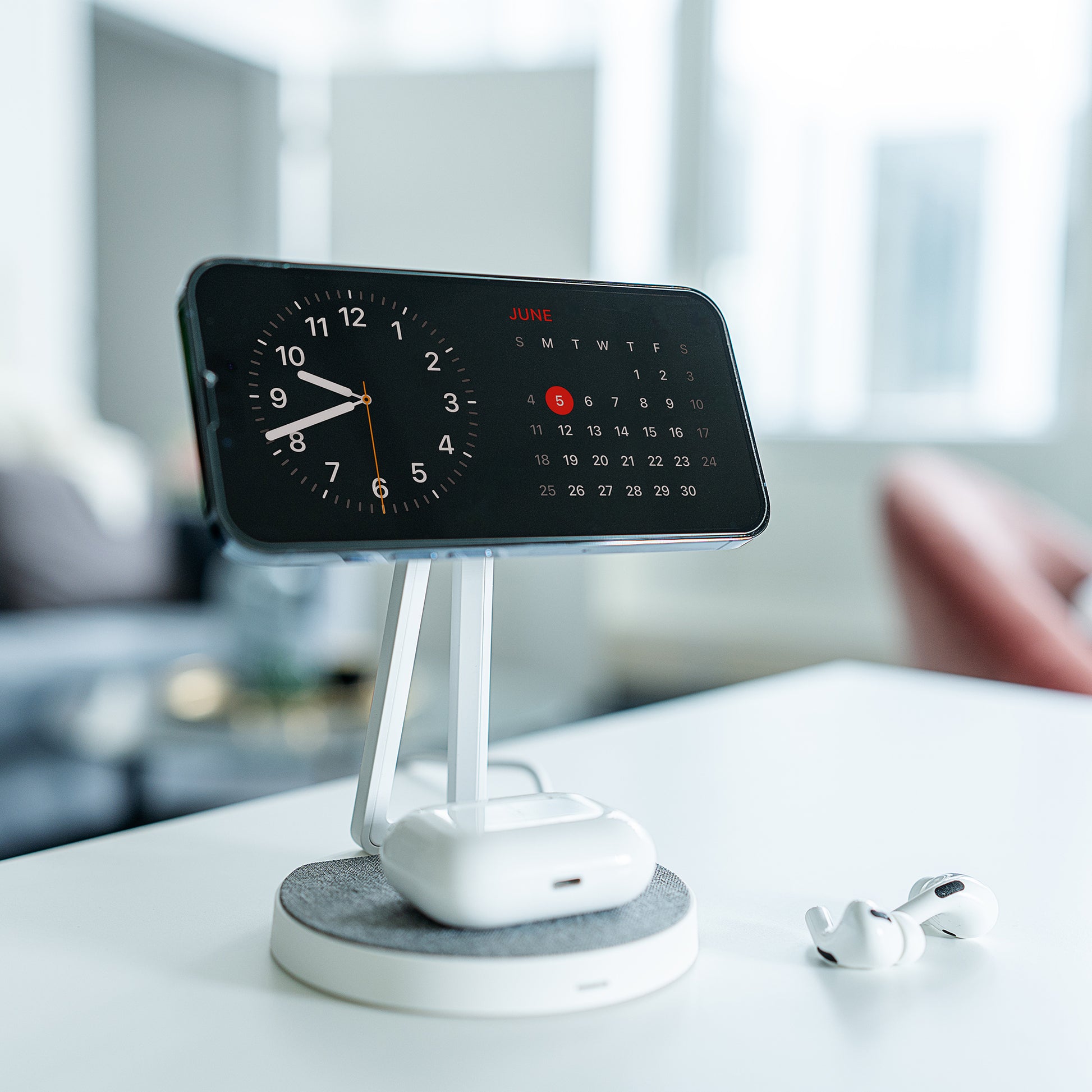 XLayer MagFix Pro 2-in-1 Ladeständer – MagSafe-kompatibel – 15 W/3 W – für iPhone/AirPods – Grau/Weiss
