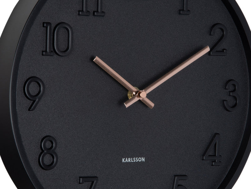 Karlsson Wanduhr Calma – Ø 30 cm, schwarz, Kunststoff