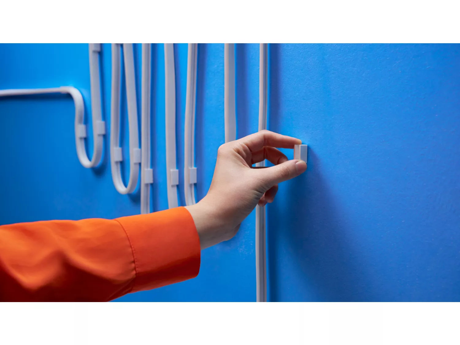 WiZ LED-Strip Flex Strip – 10 m, 2200–6500 K/mehrfarbig, WLAN/App, dimmbar, 45 W – Weiss