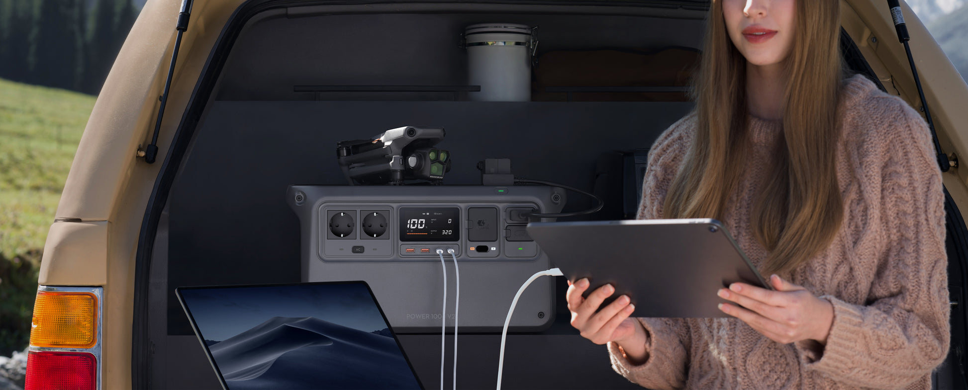 DJI Power 1000 V2 – Powerstation, 1024 Wh, 2600 W AC, LiFePO4, 6× AC, LCD, Wireless Charger