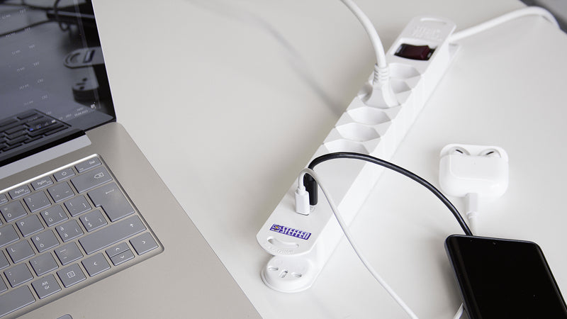 Steffen VARIABL Steckdosenleiste, 6×T13, 2×USB-C PD 18 W (36 W), mit Schalter, 3 m – Weiss