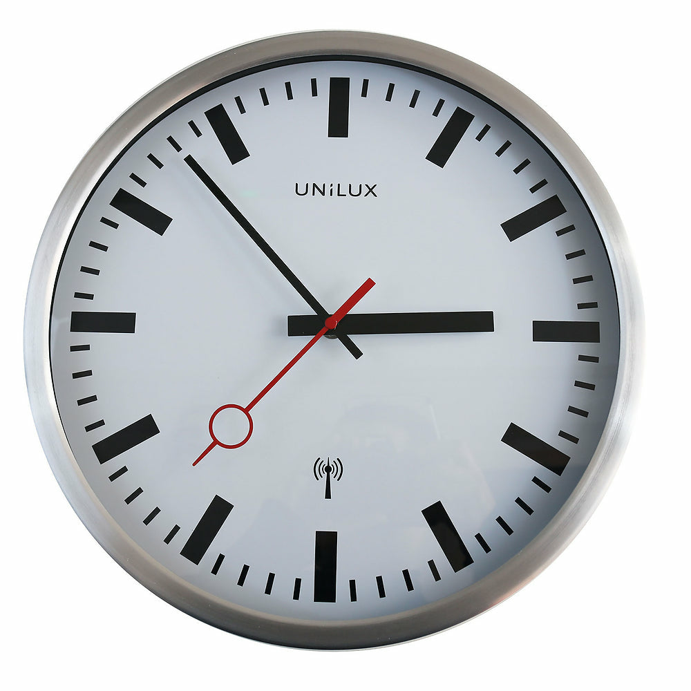 Unilux STATION Wanduhr – Funk, analog, lautlos, Ø 35,5 cm, Silber, Aluminium/Glas