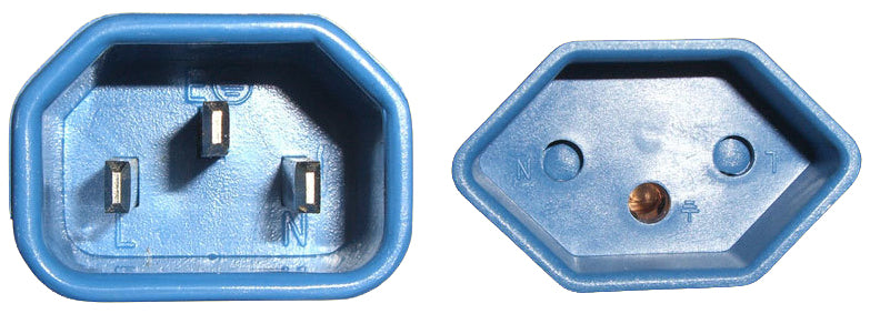 Diggelmann Netzkabel, IEC C14 auf T13, Kinderschutz, angespritzt, 0,3 m, Blau, SPBLC14T13-03