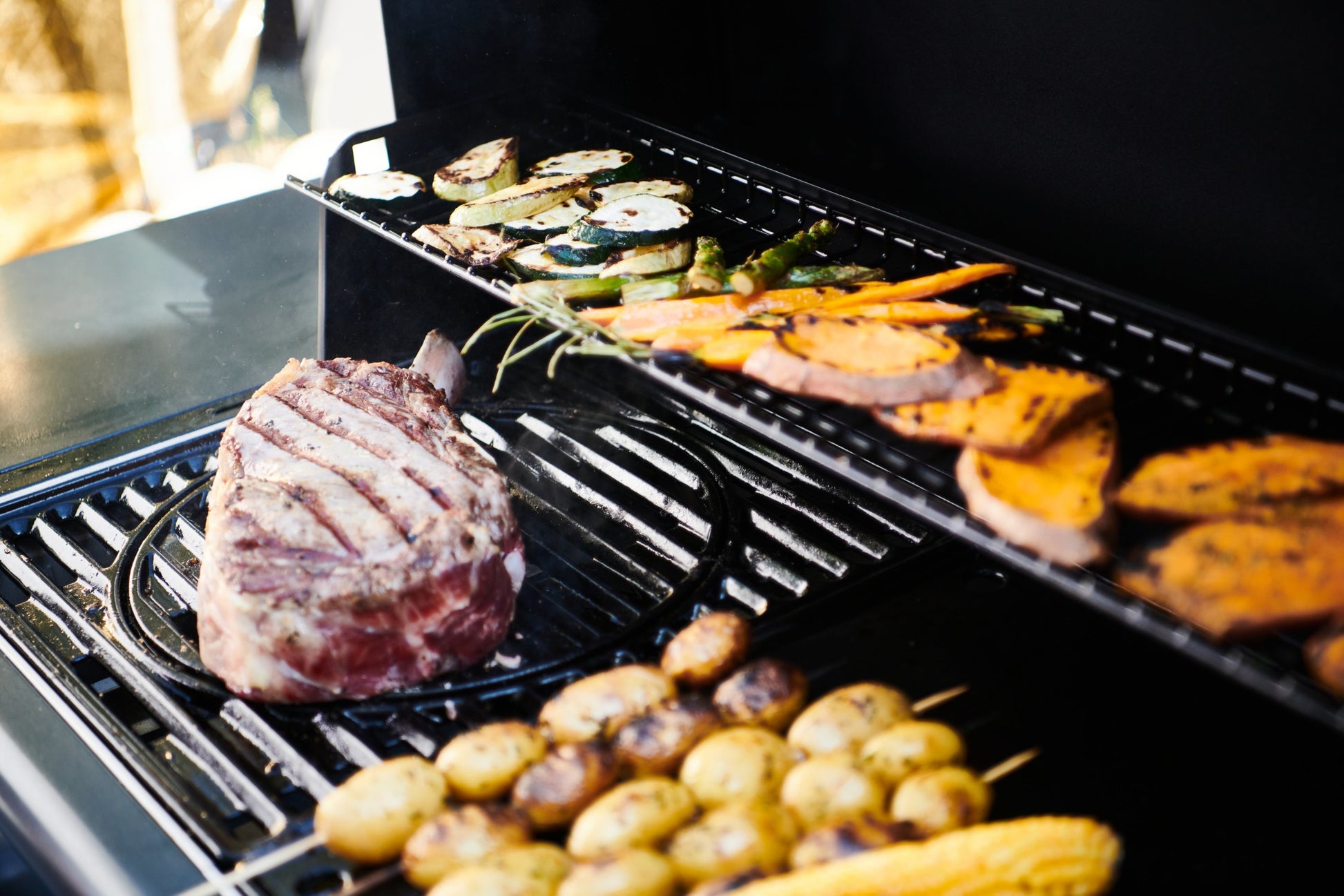 Campingaz Gasgrill Select 4 LX Plus – 4 Brenner, 12 kW, 3000 cm² – Schwarz