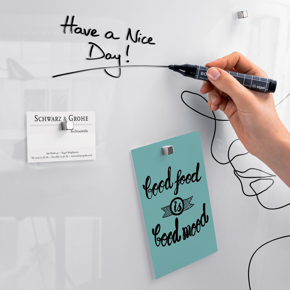 Sigel Whiteboard – 60 × 40 cm, Glas, magnetisch, Wandmontage, inkl. Magnetwürfel, Montagesatz
