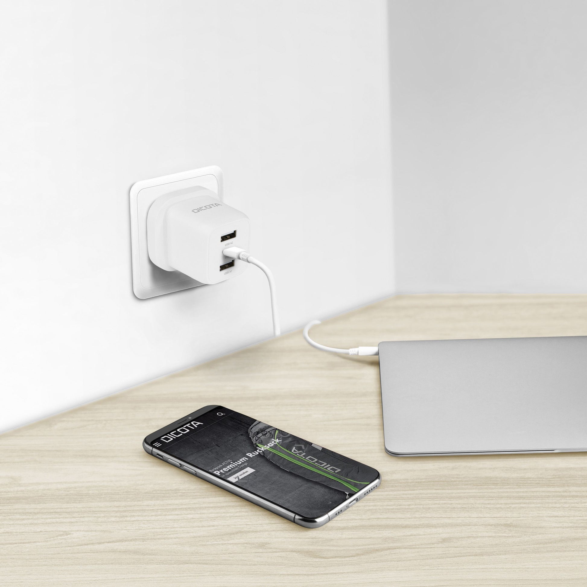 DICOTA Netzteil (UK) – 32 W, 3× Ports, GaN