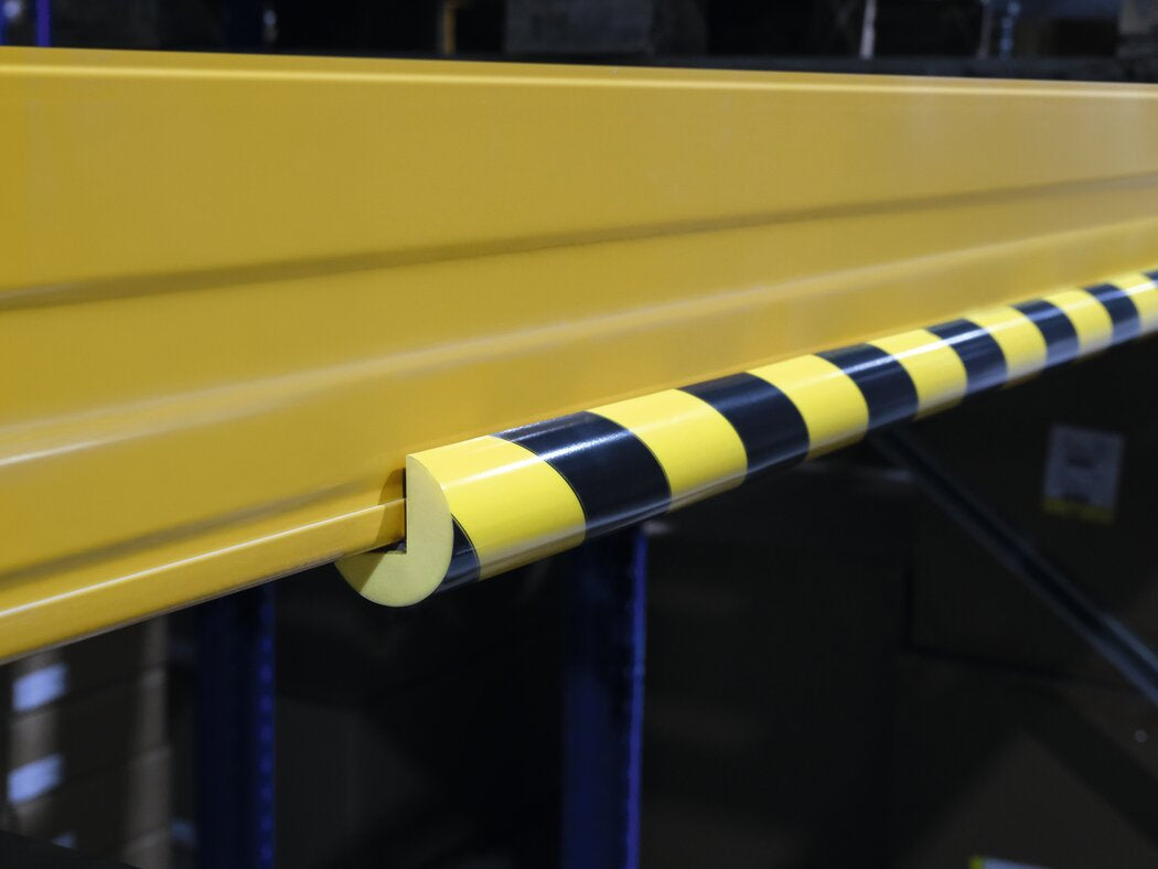 Durable Eckschutzprofil C25R – 40 mm × 1 m, Kunststoff, Schwarz/Gelb, magnetisch