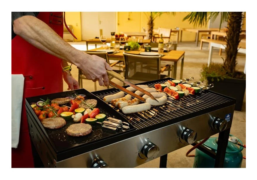 Blaser + Trösch Gastrogrill Companion Pro – 90 × 48 cm Grillfläche, 4 Brenner, 14,04 kW – Schwarz/Silber