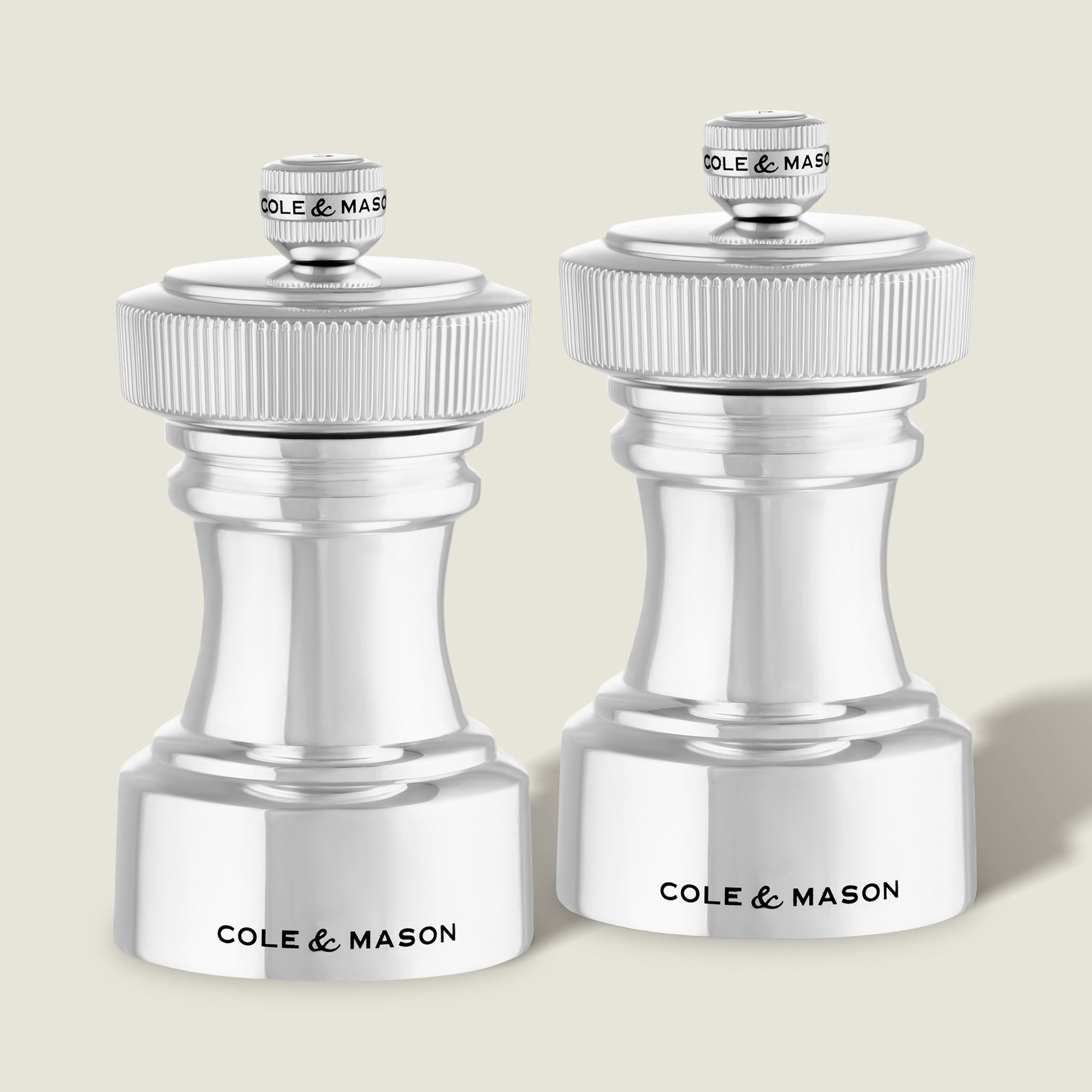Cole & Mason Hoxton – Salz- und Pfeffermühle 2-teilig, Ø 5,5 × 10,4 cm, Edelstahl/Zamak, Silber