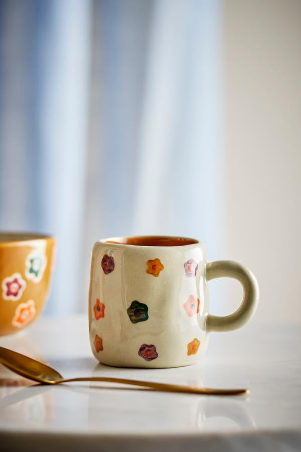 Bloomingville Tasse – 130 ml, Ø 5,5 cm, H 6,5 cm, Steingut, Weiss, spülmaschinenfest, mikrowellengeeignet