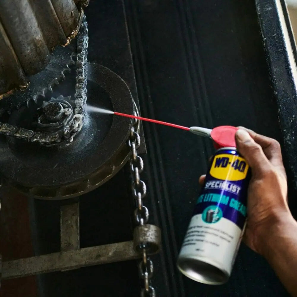 WD-40 Spezialist Lithiumsprühfett – transparent, wasserfest, für Metall, 400 ml, −25 bis +130 °C