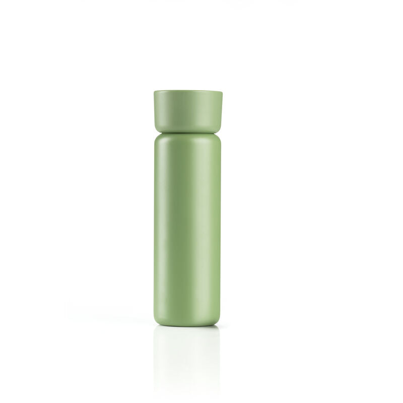 Zone Denmark Singles Isolierflasche 650 ml – Doppelwandig 12 h Heiss, Edelstahl, Grün