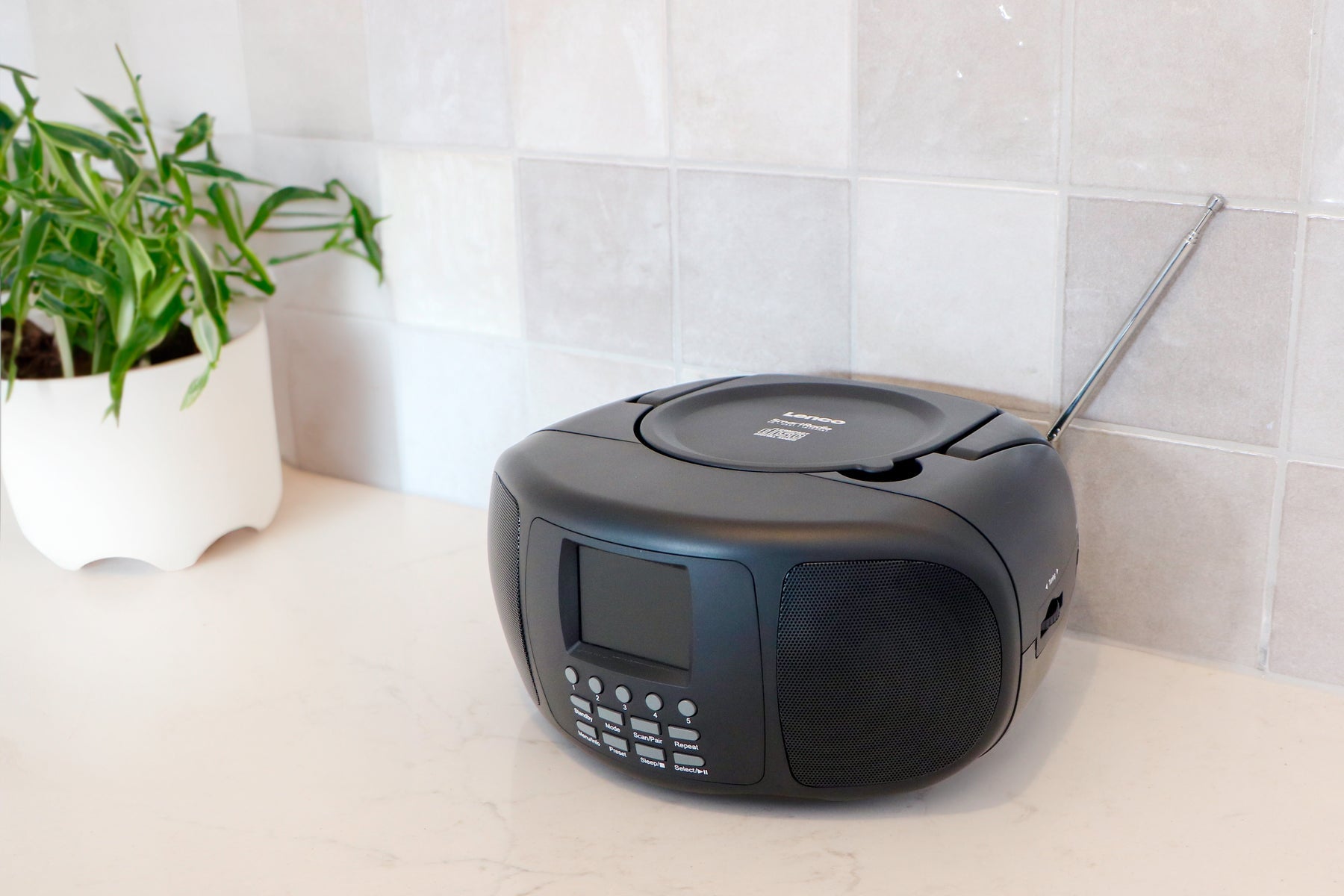 Lenco SCD-6000BK – Internetradio, DAB+/UKW, CD, Bluetooth – Schwarz