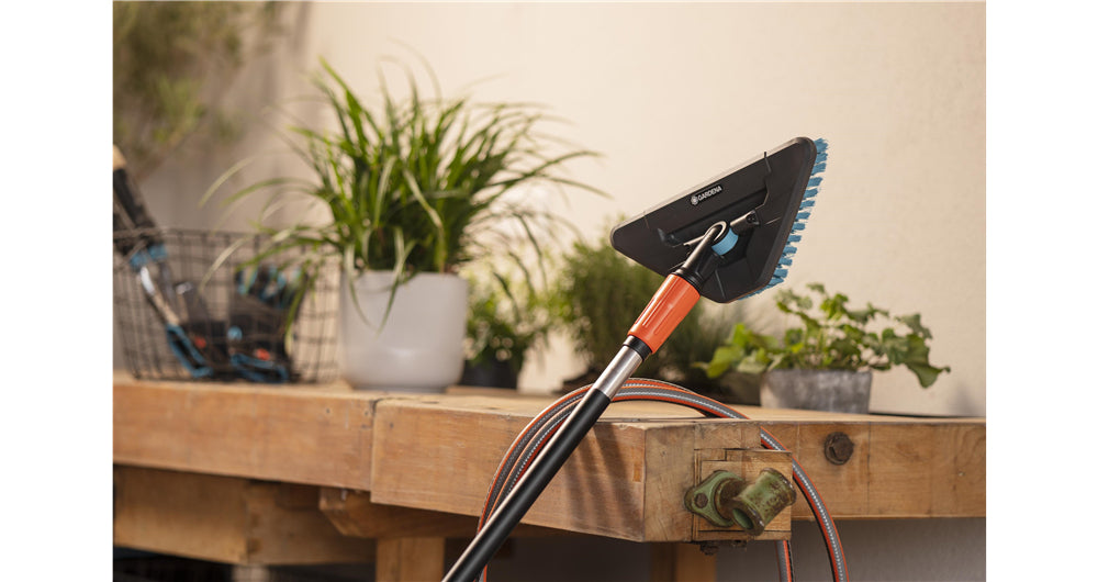 Gardena Besen (Innen) Cleansystem – 28×17,3×11 cm, grün/grau