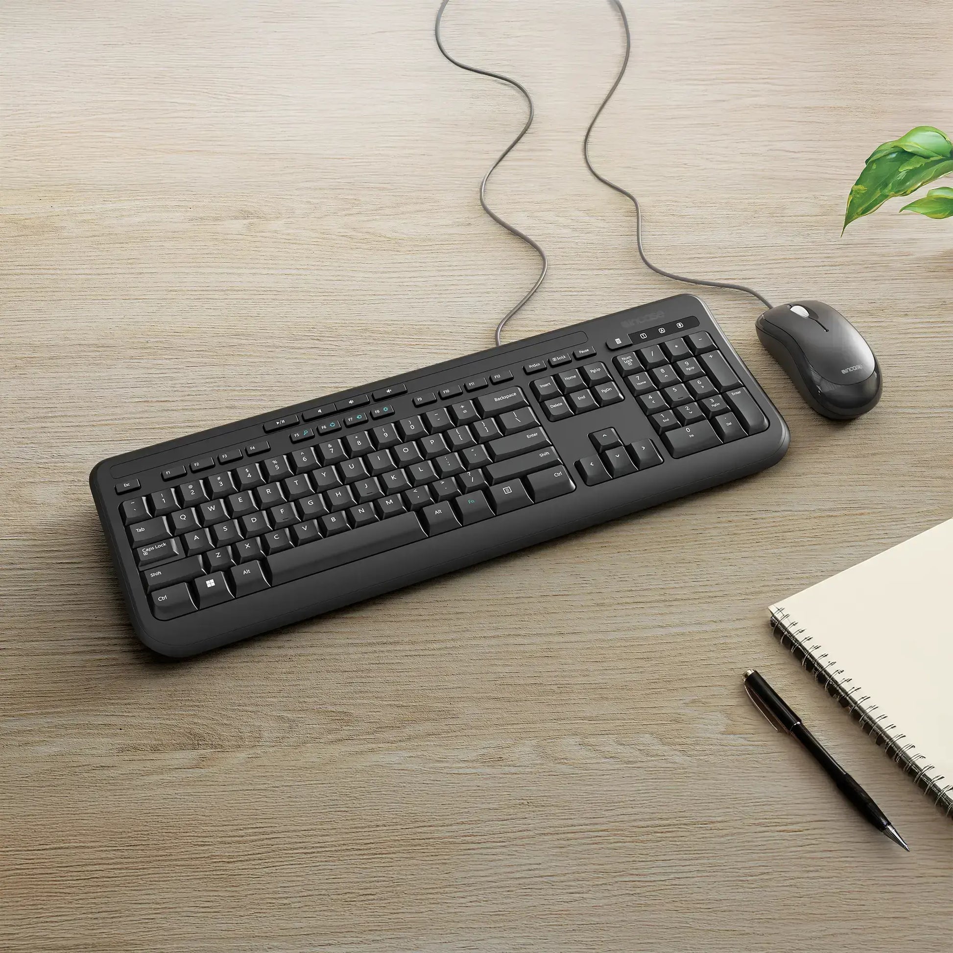 Incase Desktop 600 – Tastatur-Maus-Set – 100% – kabelgebunden – USB – QWERTZ (DE) – schwarz