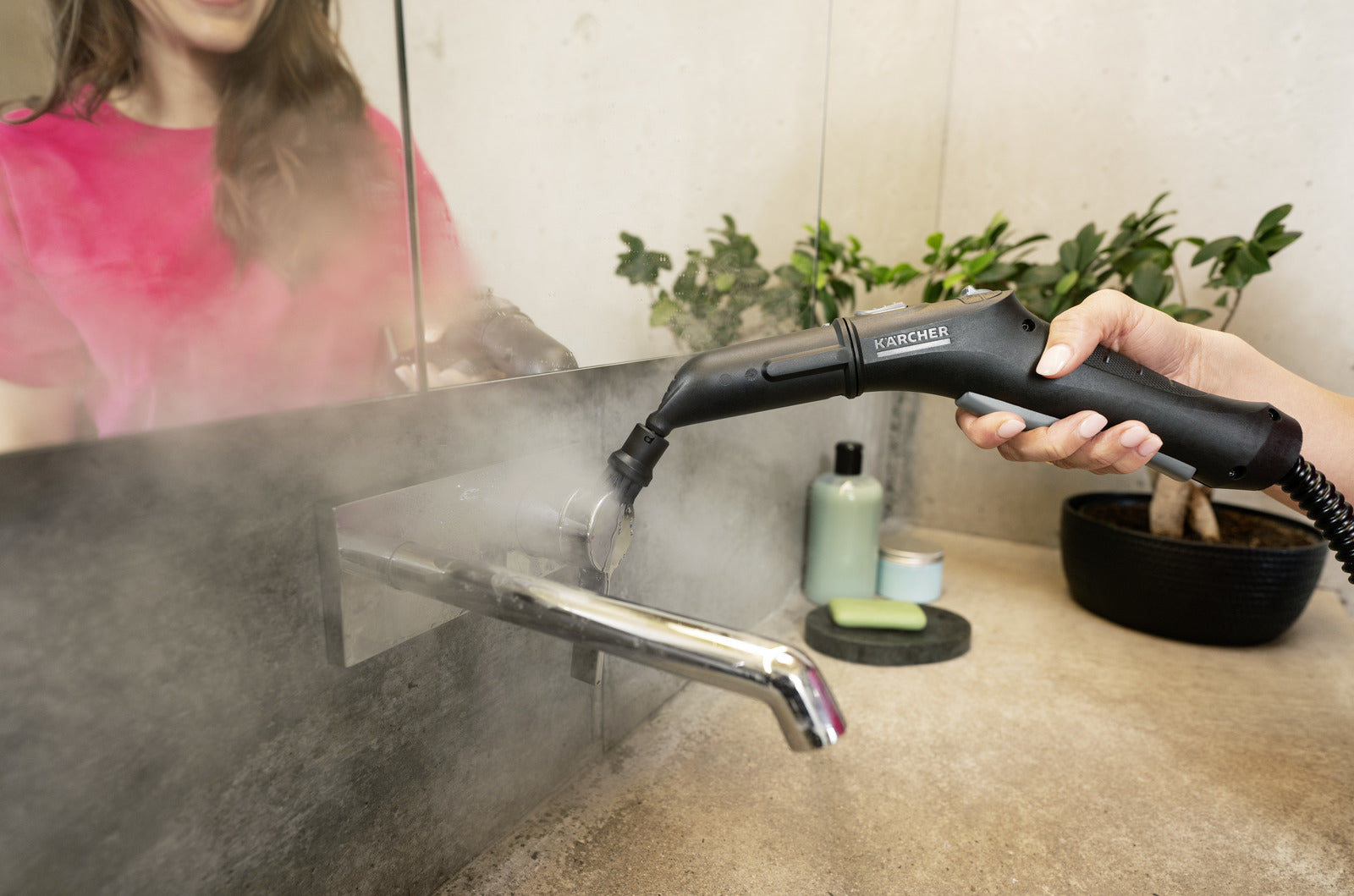 Kärcher Dampfreiniger – 1300 ml, weiss, für Hartböden