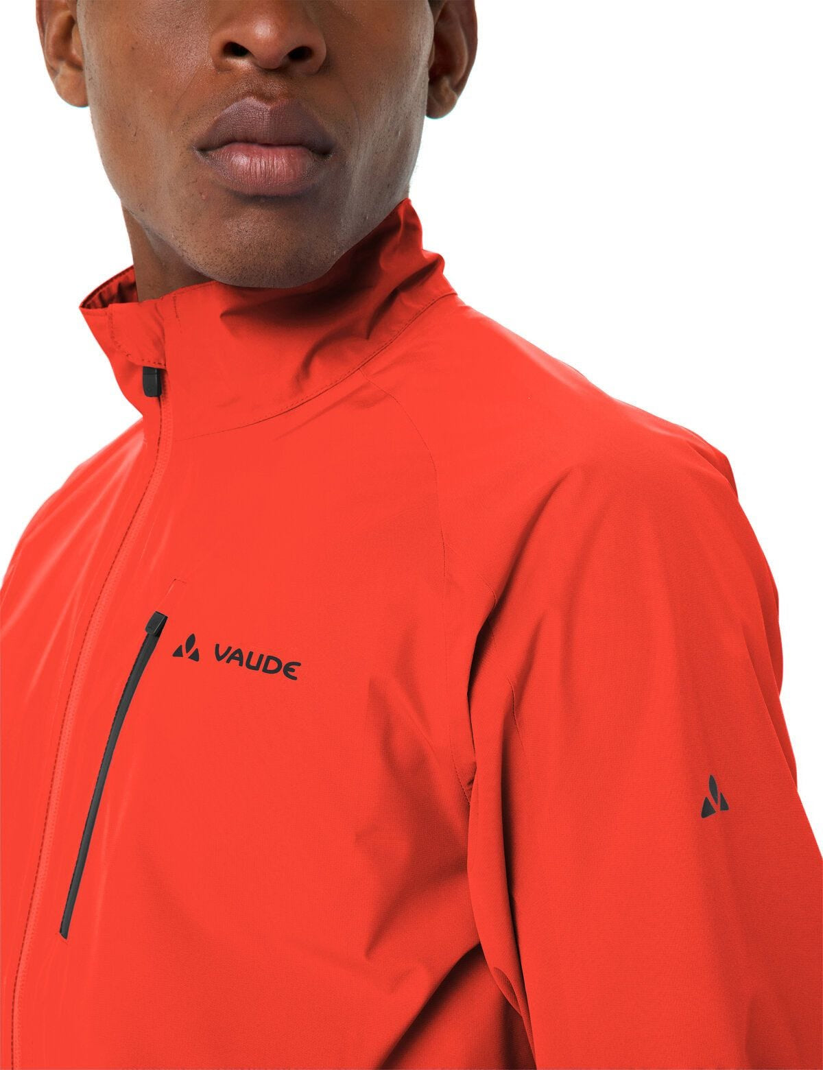 VAUDE Regenjacke Drop III – L – Neonrot, Polyester, PU-Membran, Wasserdicht, Winddicht, Reflektierend, Grüner Knopf