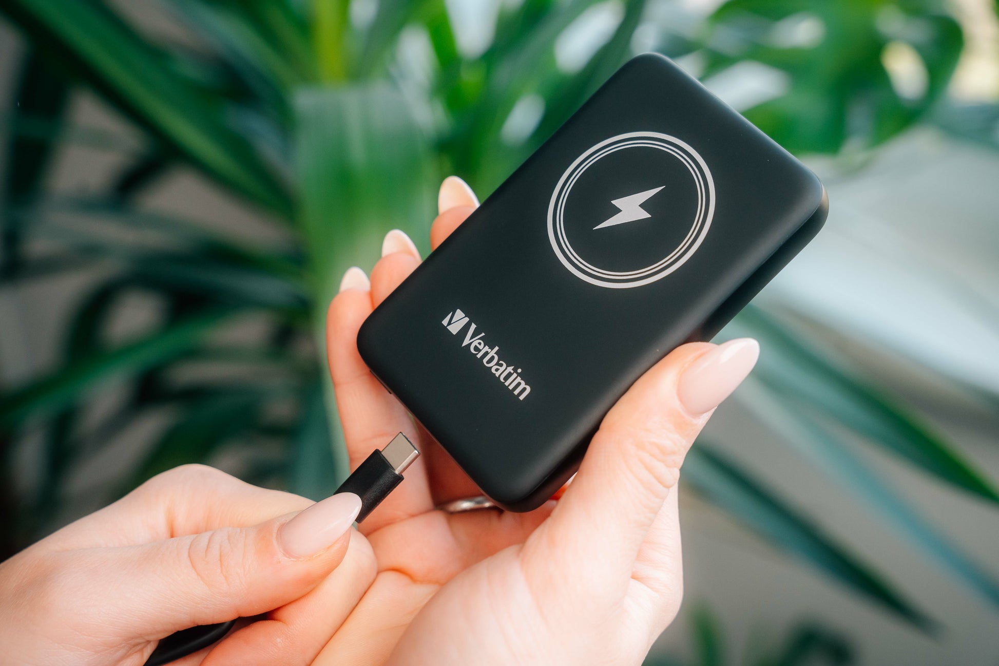 Verbatim Charge 'n' Go MagSafe Powerbank 5'000 mAh – 20 W PD, Wireless 15 W, 1× USB-C, schwarz