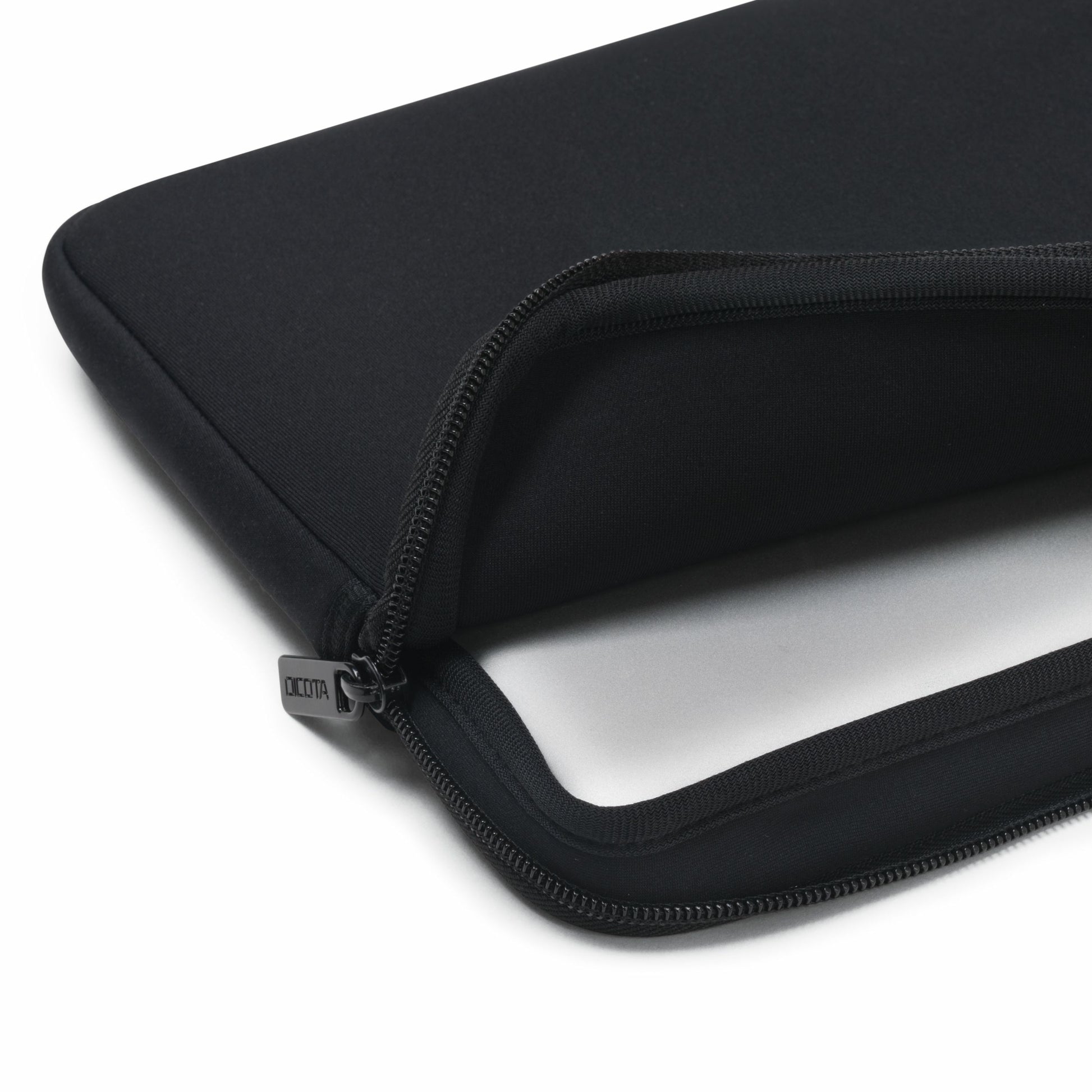 DICOTA Notebook-Schutzhülle 14,1" – Schwarz