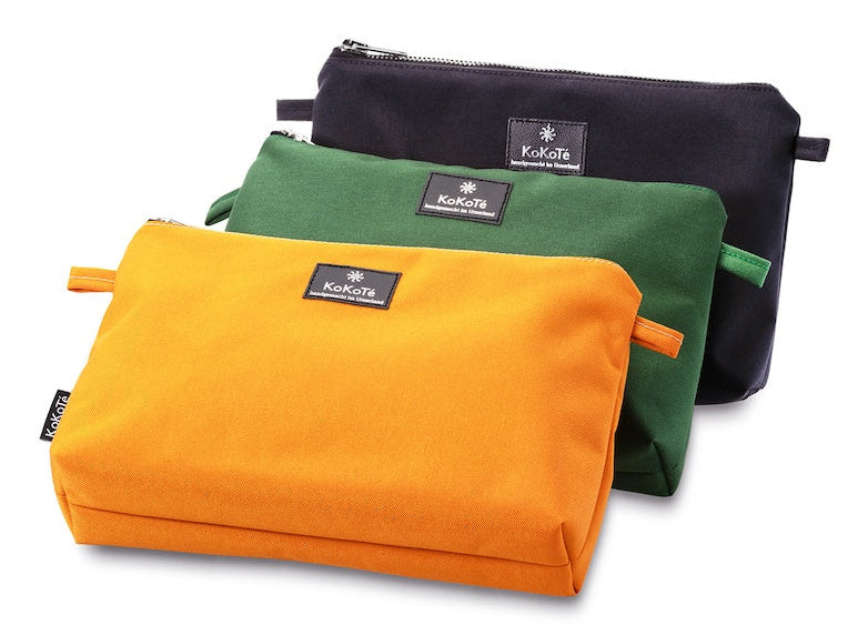 KoKoTé  Kosmetiktasche Nessi L – aufhängbar – 5,5 l, 310×200×90 mm – schwarz – ECONYL – 1 Stk.