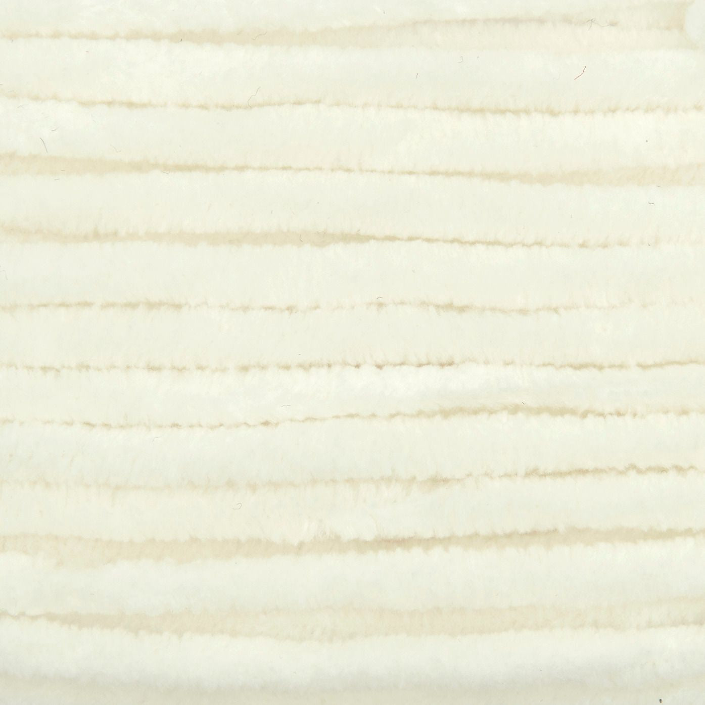 Rico Design Chenillove Wolle Creme – 100 g, 110 m, Nadel 4 mm, 100% Polyester