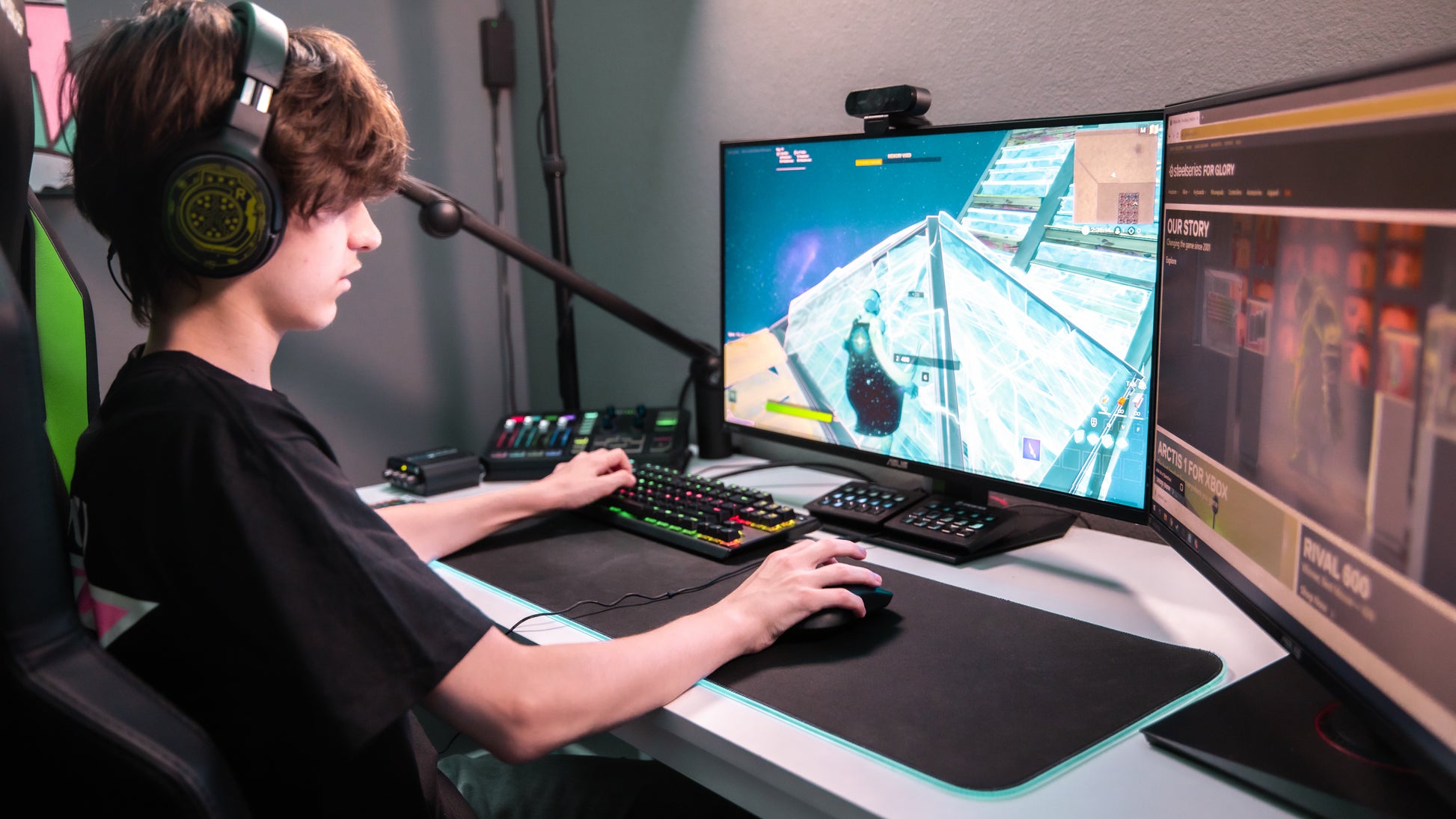 SteelSeries Rival 3 Wireless – Gaming-Maus – Kabellos (Bluetooth/2,4 GHz), 18000 DPI, Rechts, Schwarz