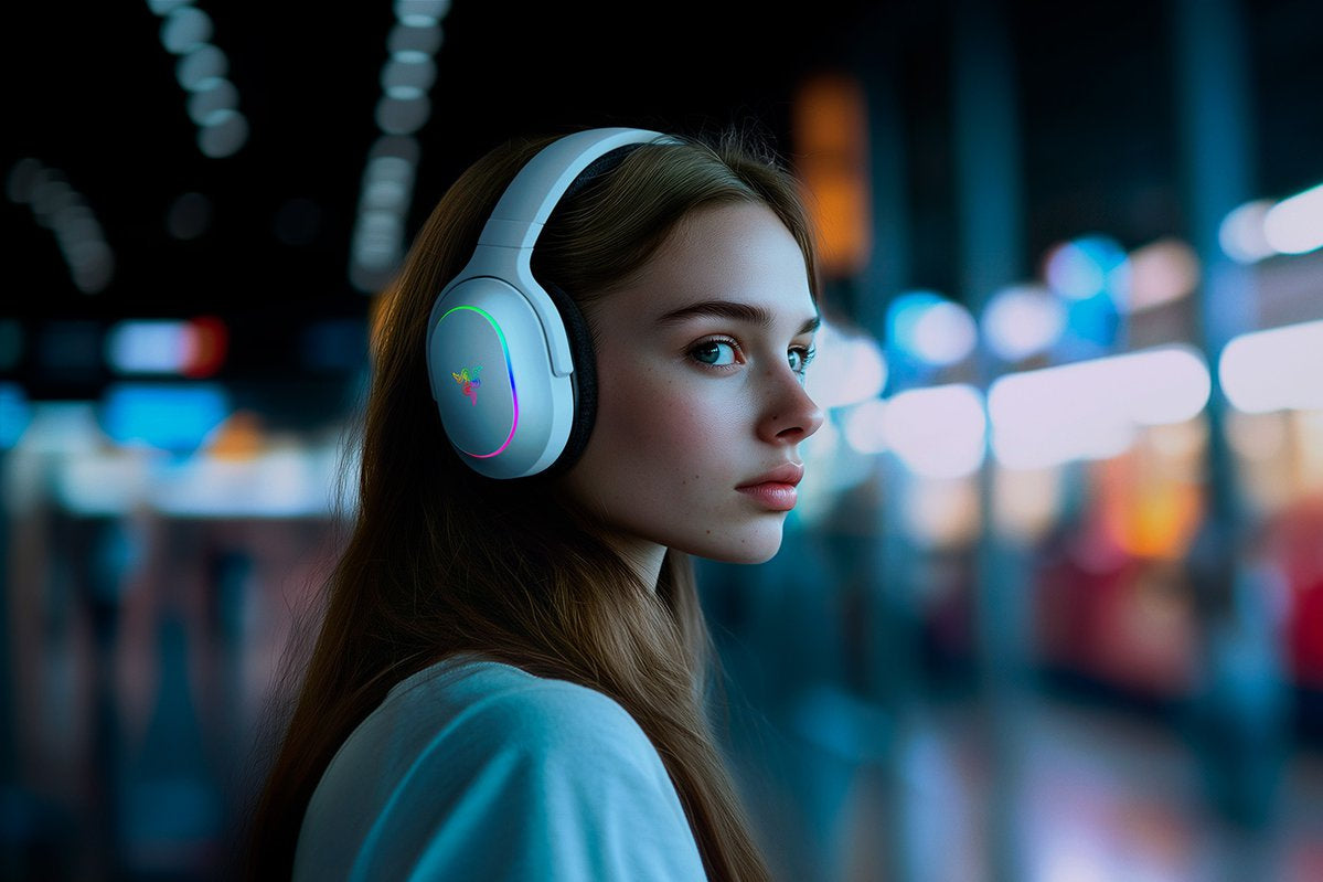 Razer Barracuda X Chroma – Gaming-Headset – Bluetooth, 2,4 GHz – Weiss – für Nintendo Switch – bis 70 h
