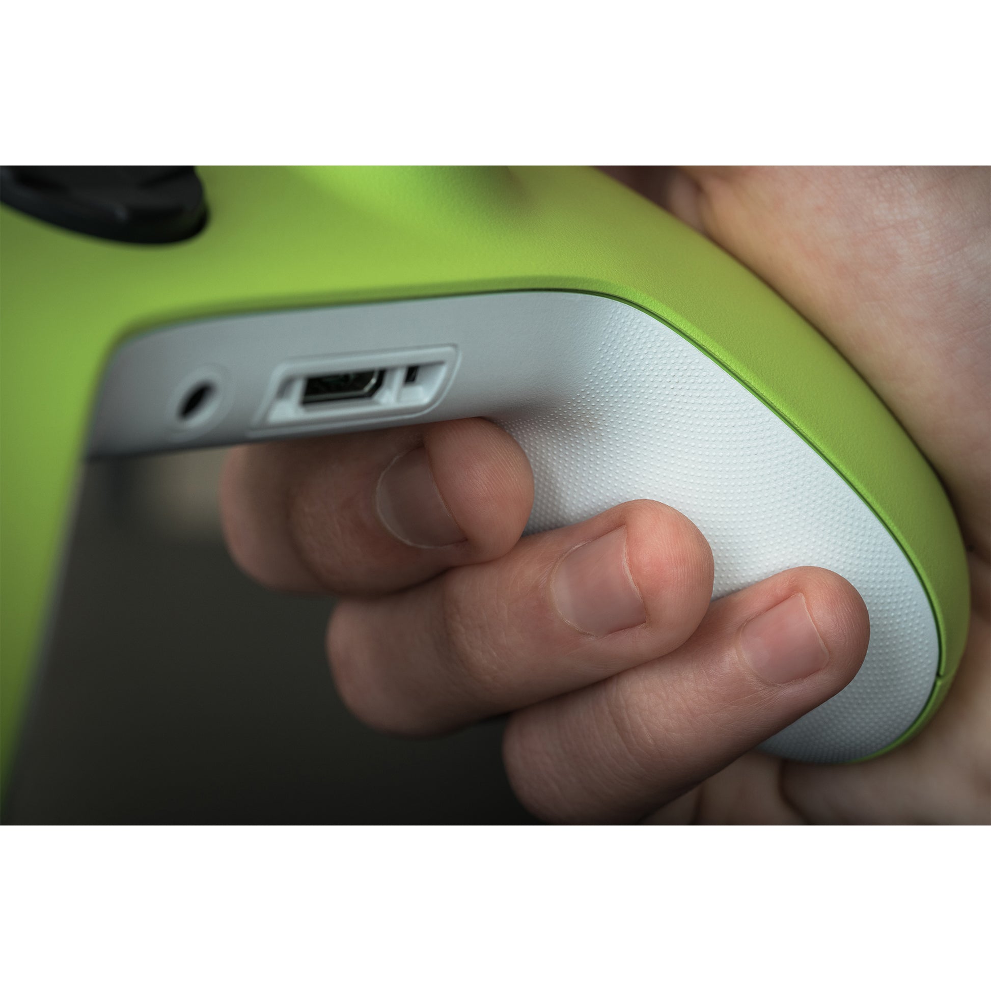 Microsoft Xbox Wireless Controller Electric Volt – Gamepad – Bluetooth, USB-C, für Xbox & PC – Grün