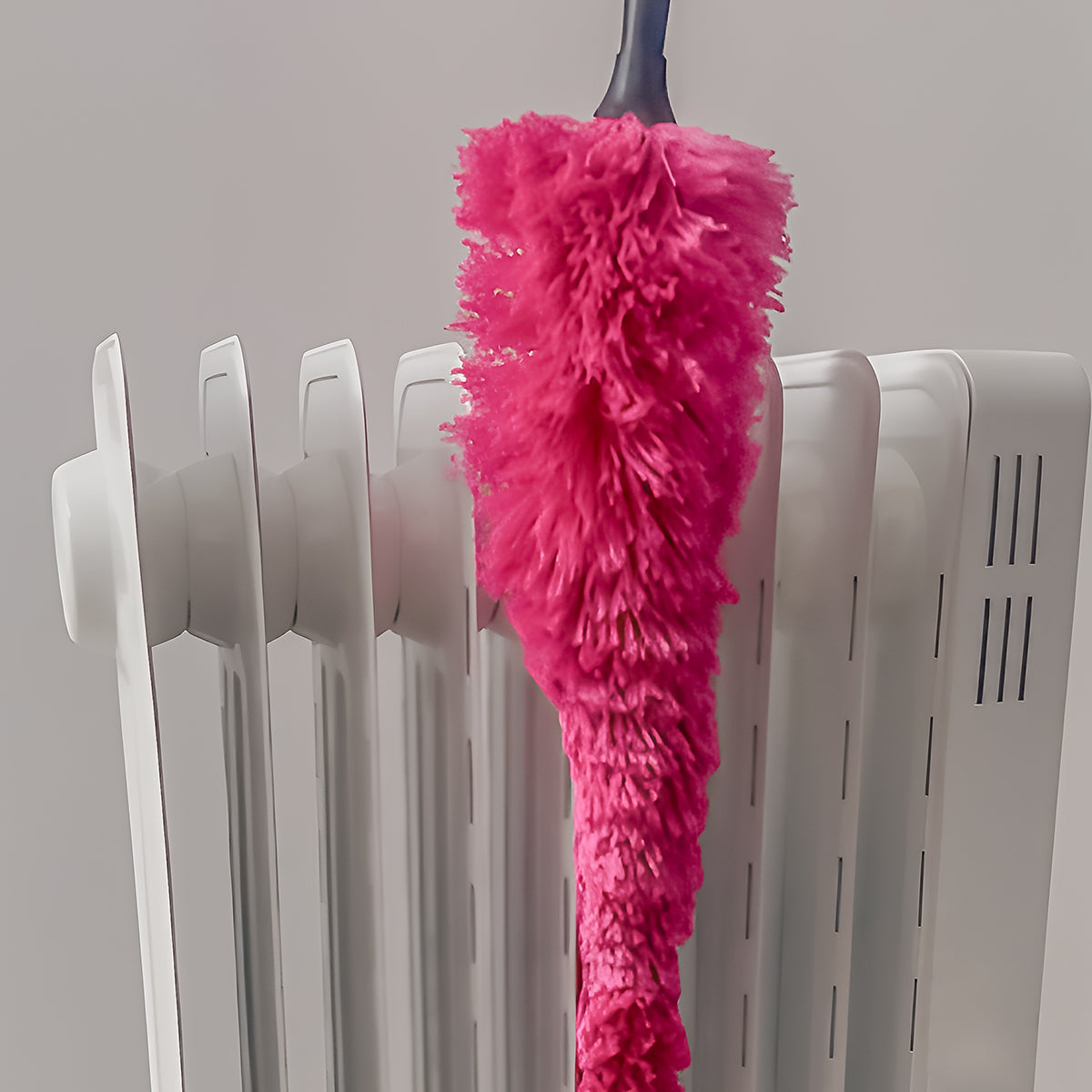 CREaCLEAN Radiatorenbürste – 2,8 cm, 76 cm, Polypropylen (PP), Rot, Aufhänger