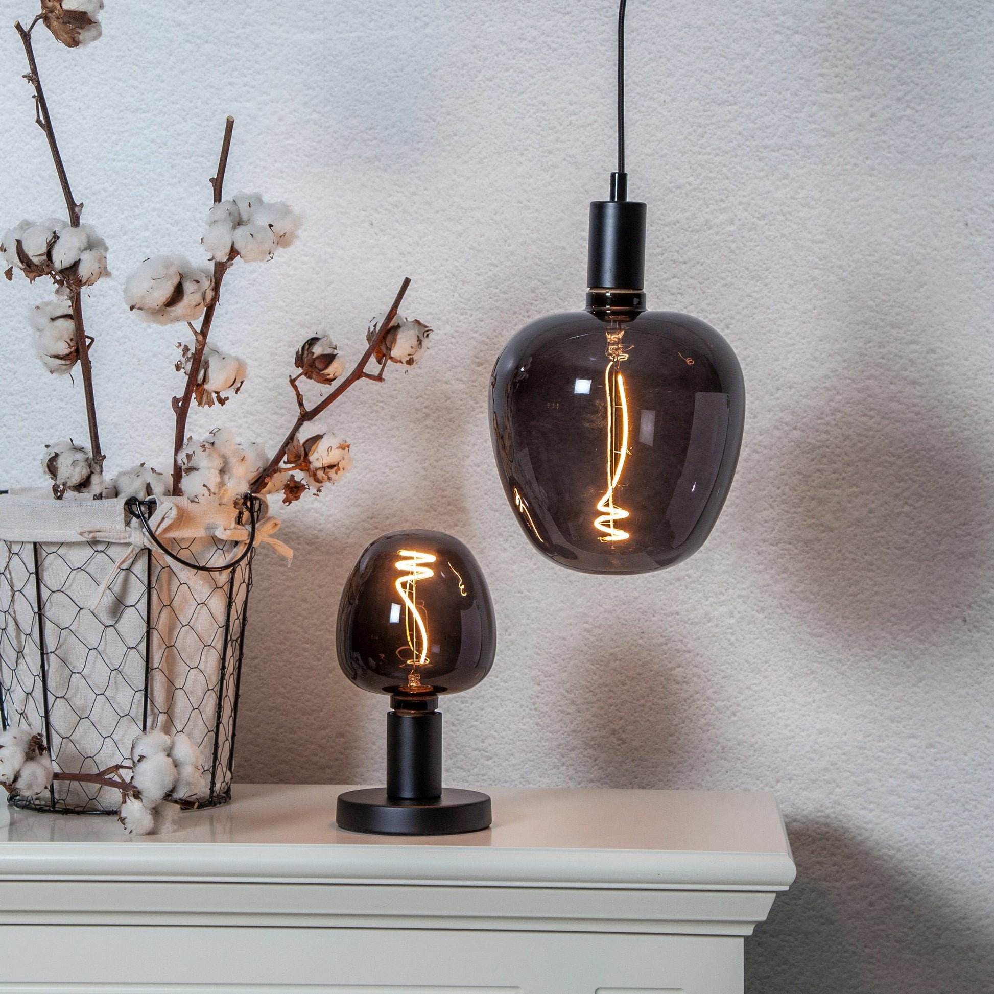 EGLO LED-Leuchtmittel Kugelform E27 – 4 W dimmbar, 40 lm, 2000 K warmweiss, 120°, schwarz