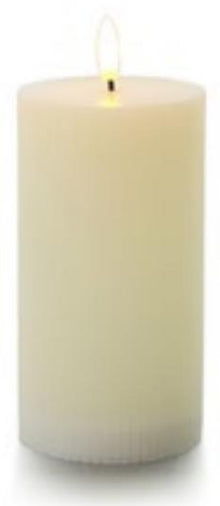 Balthasar LED Zylinderkerze – Ø 7,5 × 14 cm – Wachs, Creme