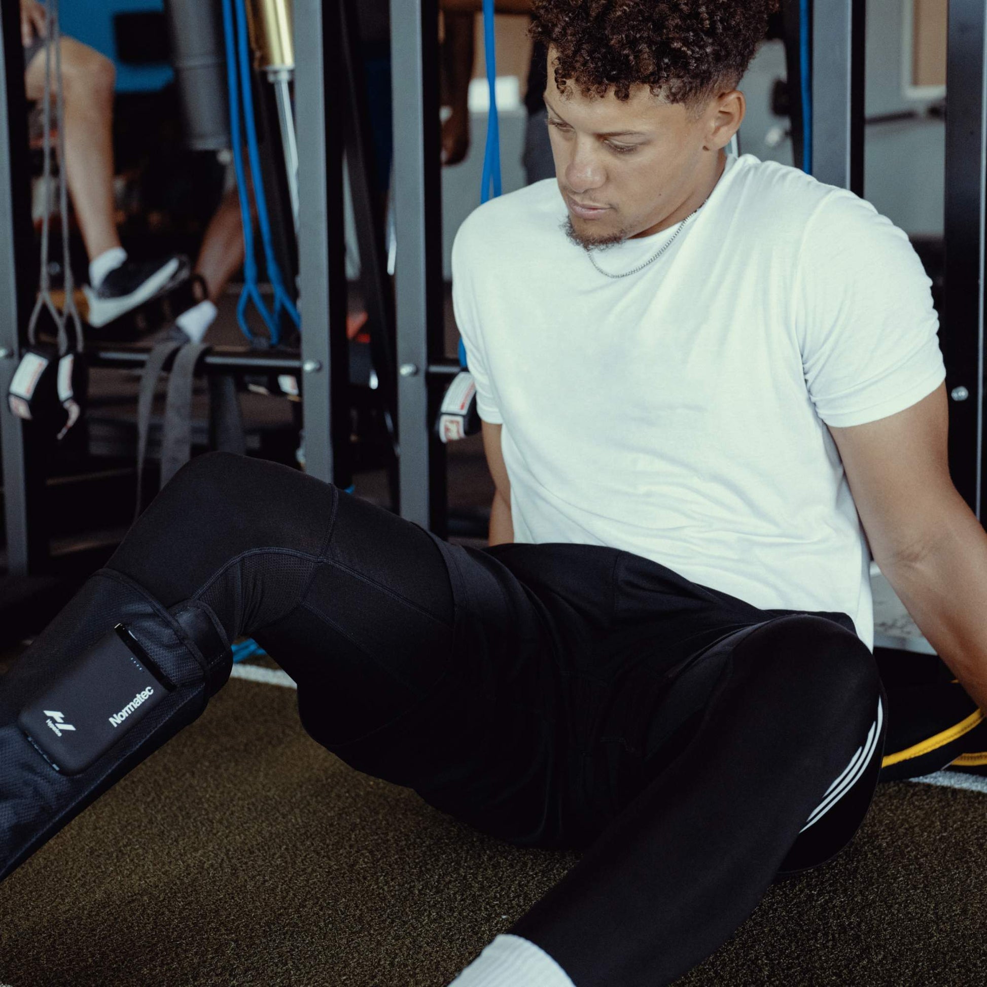 HyperIce Normatec Lower Legs Massagegerät – Luftdruckmassage, Akku, Bluetooth –  – Schwarz