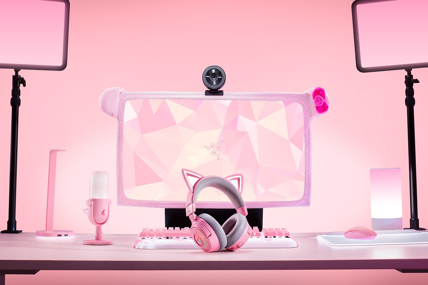 Razer Kraken Kitty V3 Pro – Over-Ear Headset – Bluetooth, Surround Sound, Stummschaltung – Rosa – für PC