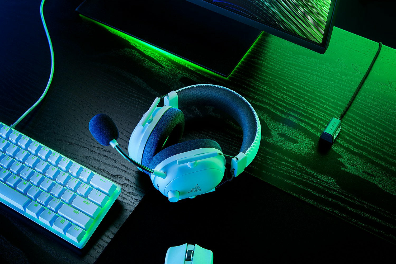 Razer BlackShark V2 Pro für Xbox – Over-Ear Gaming-Headset – Bluetooth, THX Spatial Audio – Weiss – bis 70 h