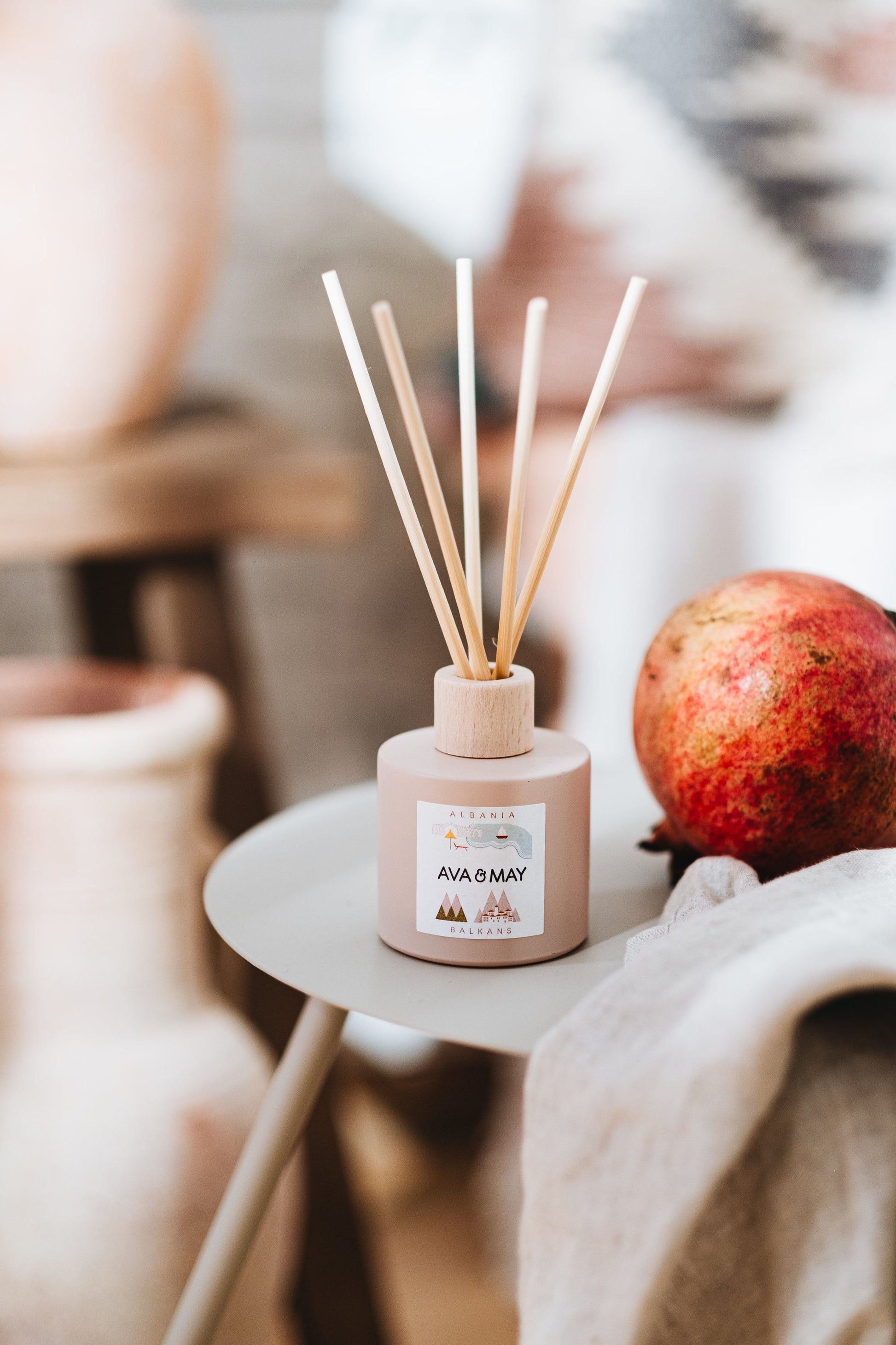 AVA & MAY Duftstäbchen Albania – Granatapfel – 100 ml