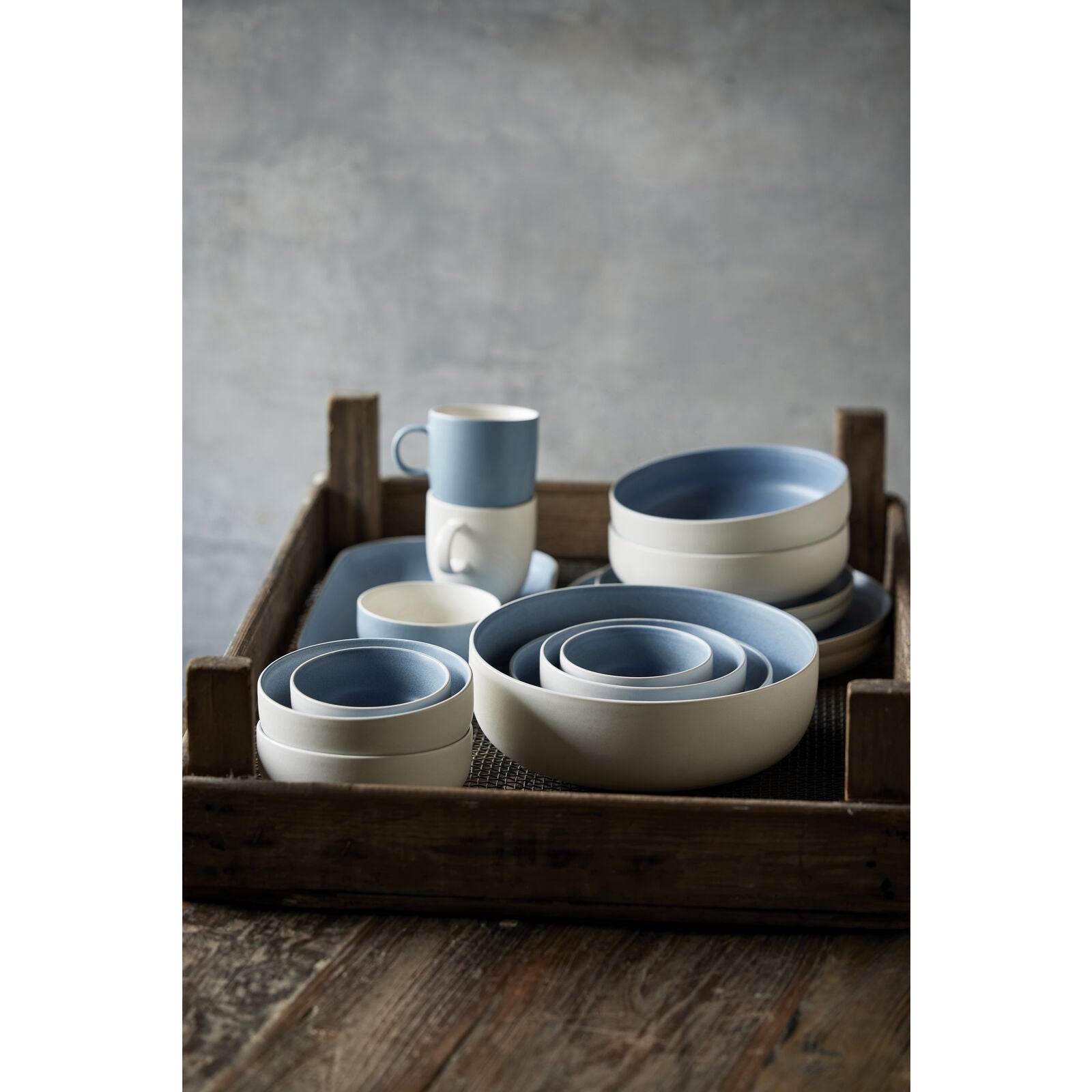 Studio Round Frühstücks- & Dessertteller – Ø 21 cm, Steinzeug, Blau, spülmaschinenfest, mikrowellengeeignet