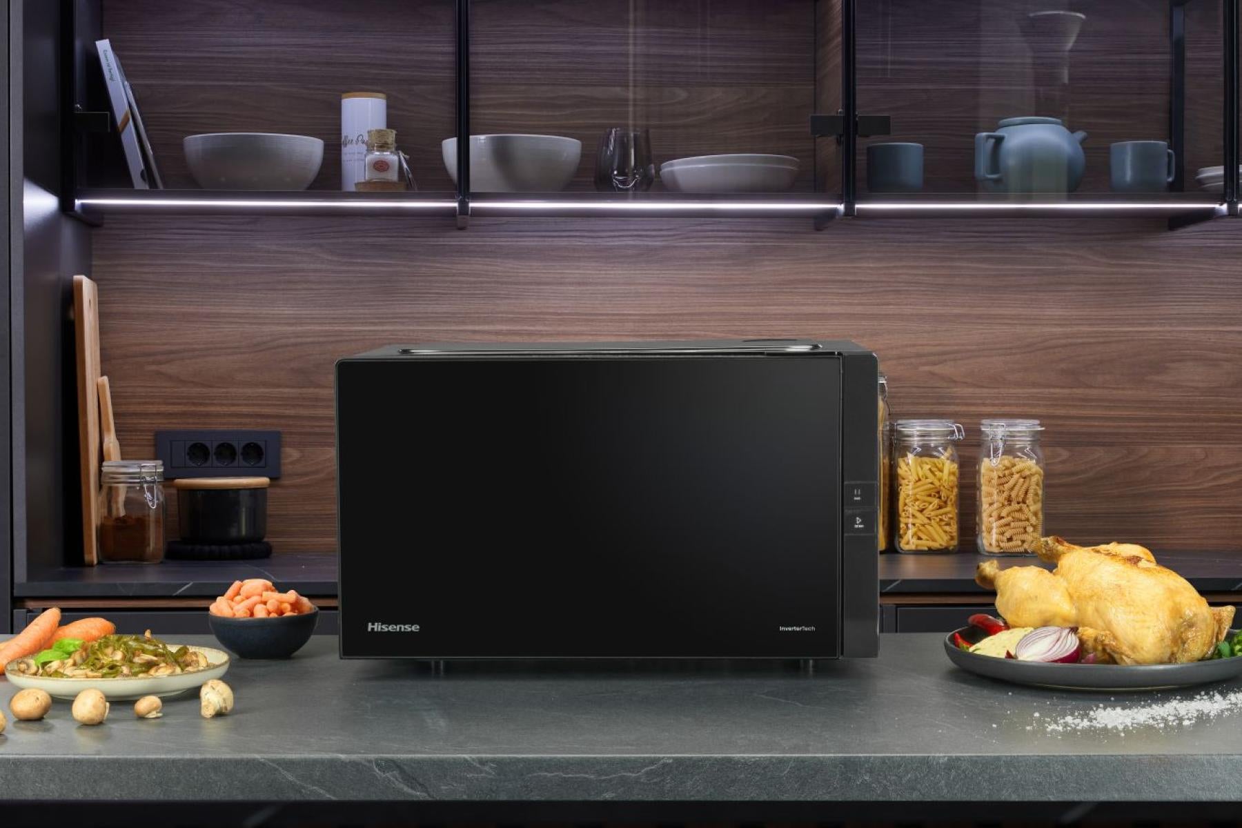 Hisense Grill-Mikrowelle H25MOBS4HGI – 25 l, 900 W – schwarz