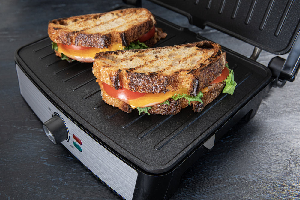 Gastronoma Tischgrill 18240001 – 29×23 cm Kochfläche, 2 200 W – Schwarz/Edelstahl