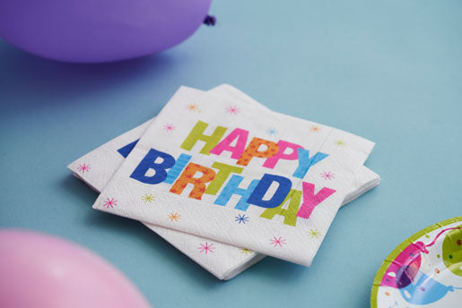 Paper + Design Servietten Birthday Stars – mehrfarbig – 33 × 33 cm, 3-lagig – 20 Stück