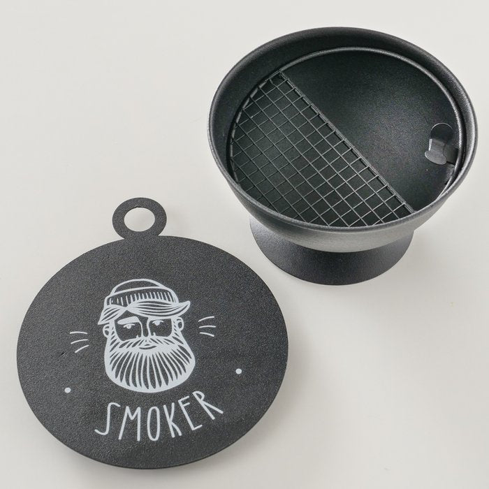 Boltze Runder Aschenbecher – Schwarz/Weiss – Ø 14,5 cm × 7 cm – Metall – 1 Stk