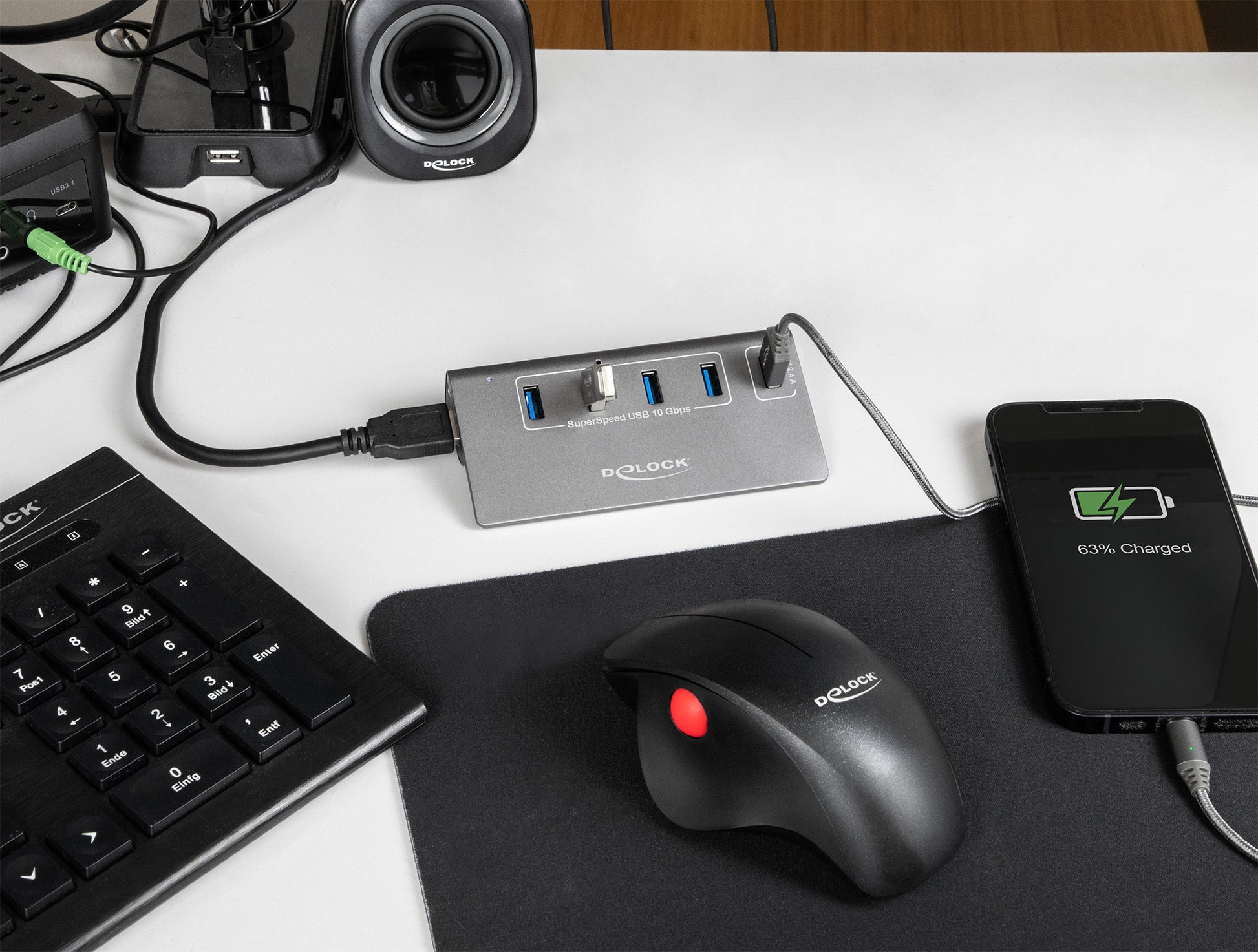 DeLOCK USB-Hub – USB-A, 4× 10 Gbit/s, 1× Schnellladeport, für Windows/Mac/Linux