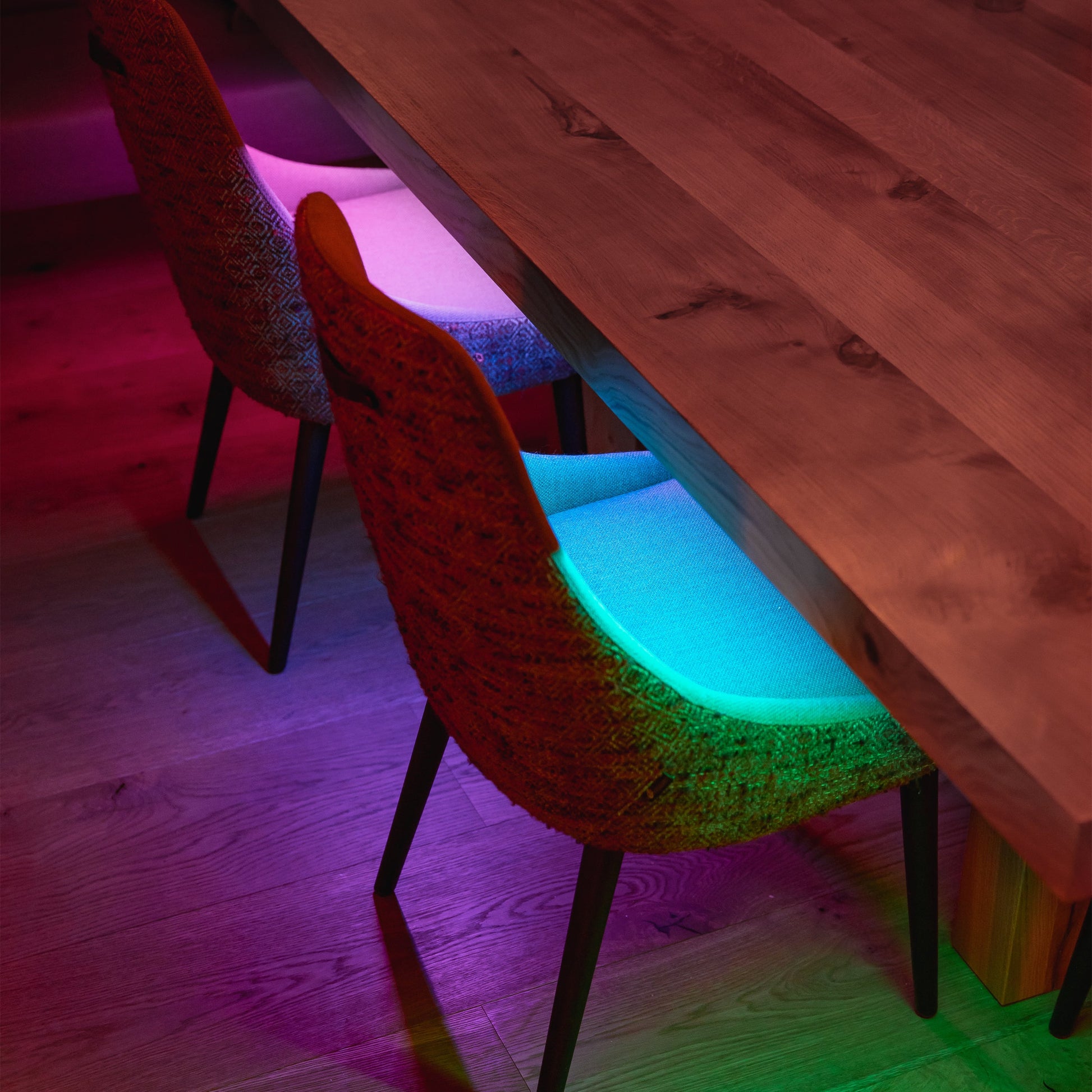 Twinkly LED-Strip 1,5 m – Erweiterung, RGB, WLAN/Bluetooth – für Twinkly Line – IP20 – 1 Stk. – Schwarz