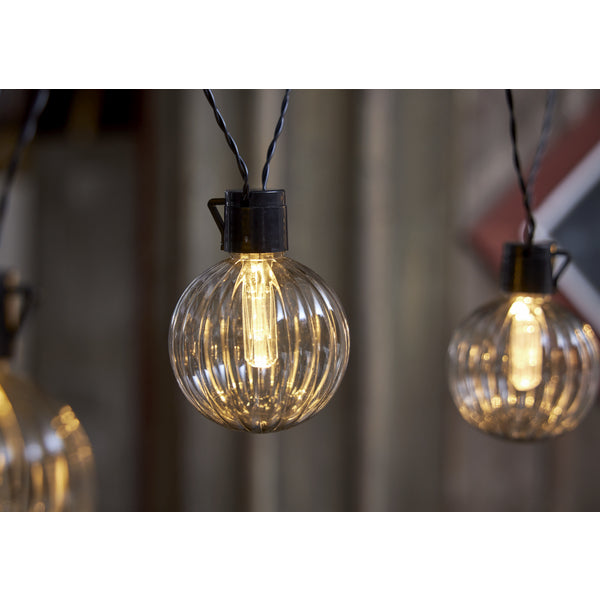 Star Trading Lichterkette – 30 lm, 0,5 W – Warmweiss, 2500 K – IP44 – Netzbetrieb – Schwarz, Kunststoff